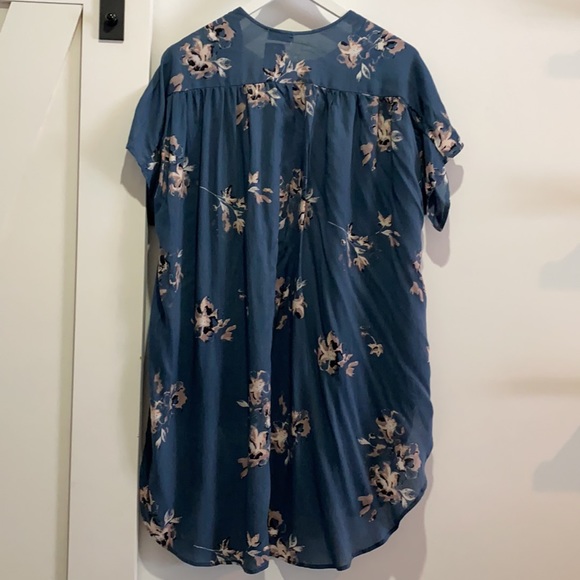 Gentle Fawn Floral Cardigan - Picture 2 of 3